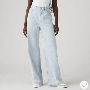 Levi's Women's High-Rise Cinch Baggy
Carpenter Jeans  Woman 30
Straight Leg 31"